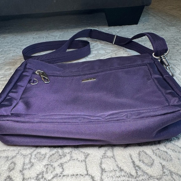 Travelon Deep Purple crossbody  Bag - Picture 8 of 13